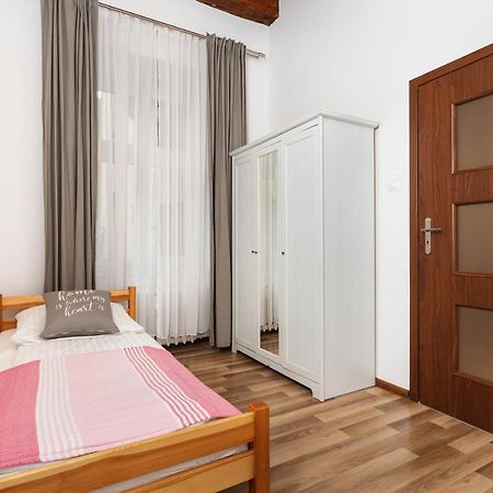 City Of The Kings-Camomile Apartment Краків Екстер'єр фото